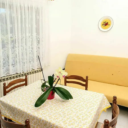 Apartements Antonia 1208 * Banjole
