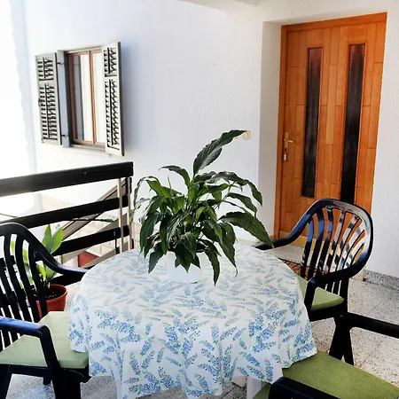Apartements Antonia 1208 * Banjole