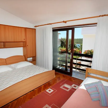 Apartment Apartements Antonia 1208 Banjole